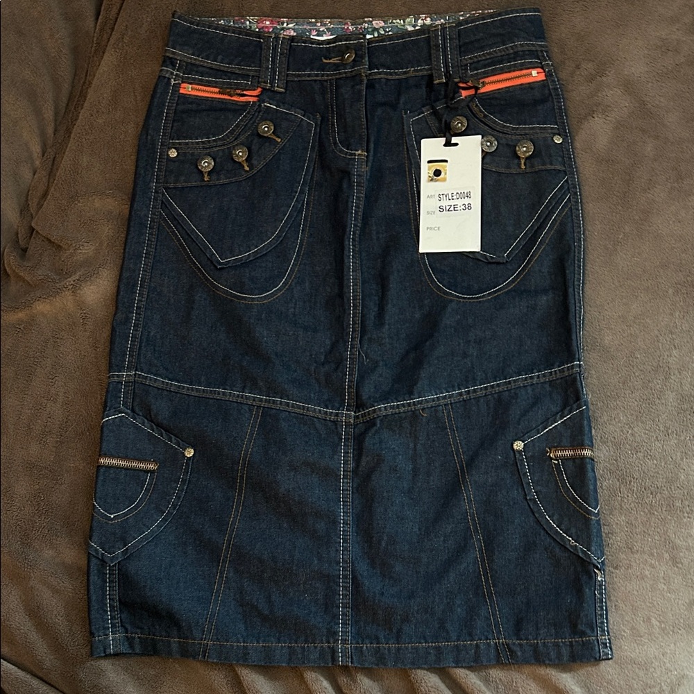 Punto Fashion Dark Denim Skirt with Orange Details